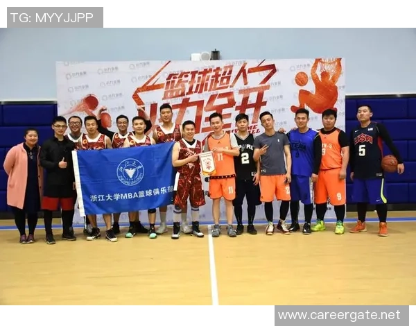 杭州篮球队的整体压制策略解析与深度剖析