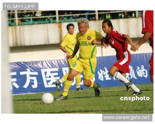 足球明星挑战地狱厨房的极限美食之旅与厨艺对决 足球明星挑战地狱厨房的极限美食之旅与厨艺对决