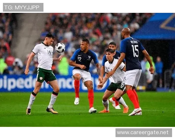 足球明星的女儿们:继承父辈荣耀与梦想的璀璨新星们 足球明星的女儿们:继承父辈荣耀与梦想的璀璨新星们