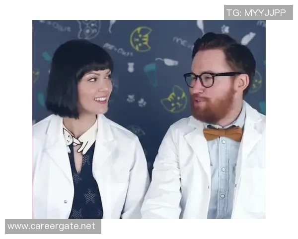 足球明星甜蜜约会逛街日常揭秘浪漫生活背后的真实故事 足球明星甜蜜约会逛街日常揭秘浪漫生活背后的真实故事