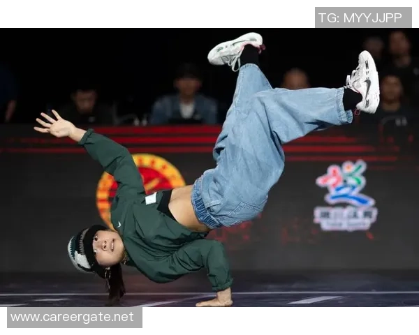 街舞纪实：记录南京街舞队的奋斗经历